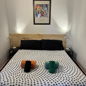 https://apartament-turistic-tgn-2.top-hotels-tarragona.com