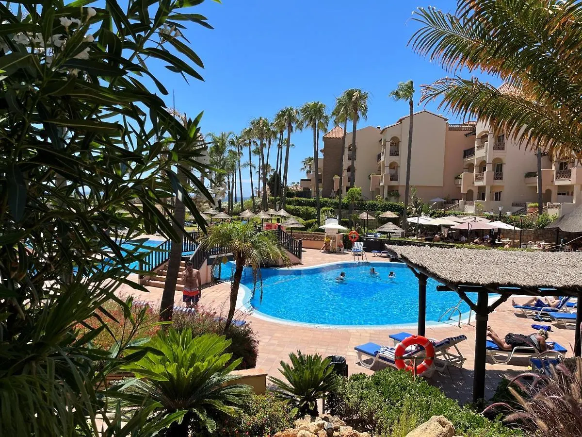 Fantastico Apartamento Con Vistas Al Mar Zona Club La Costa Castillo Fuengirola 0*,  Spain